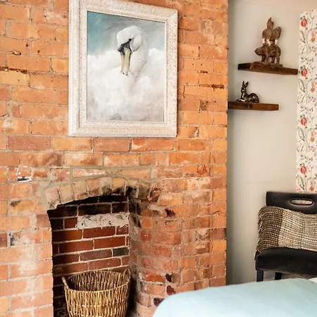 The Boot Inn Burton-upon-Trent Room photo